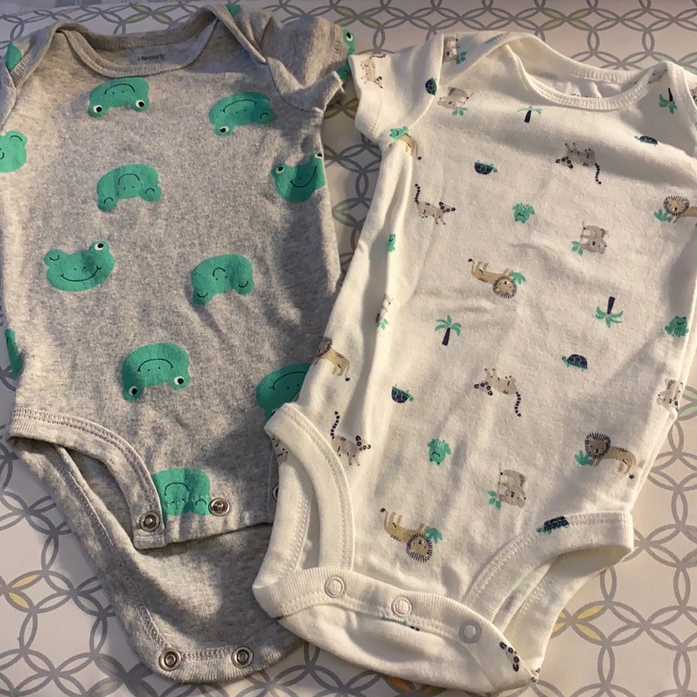 Frog Onesie Set. Size 3 Months